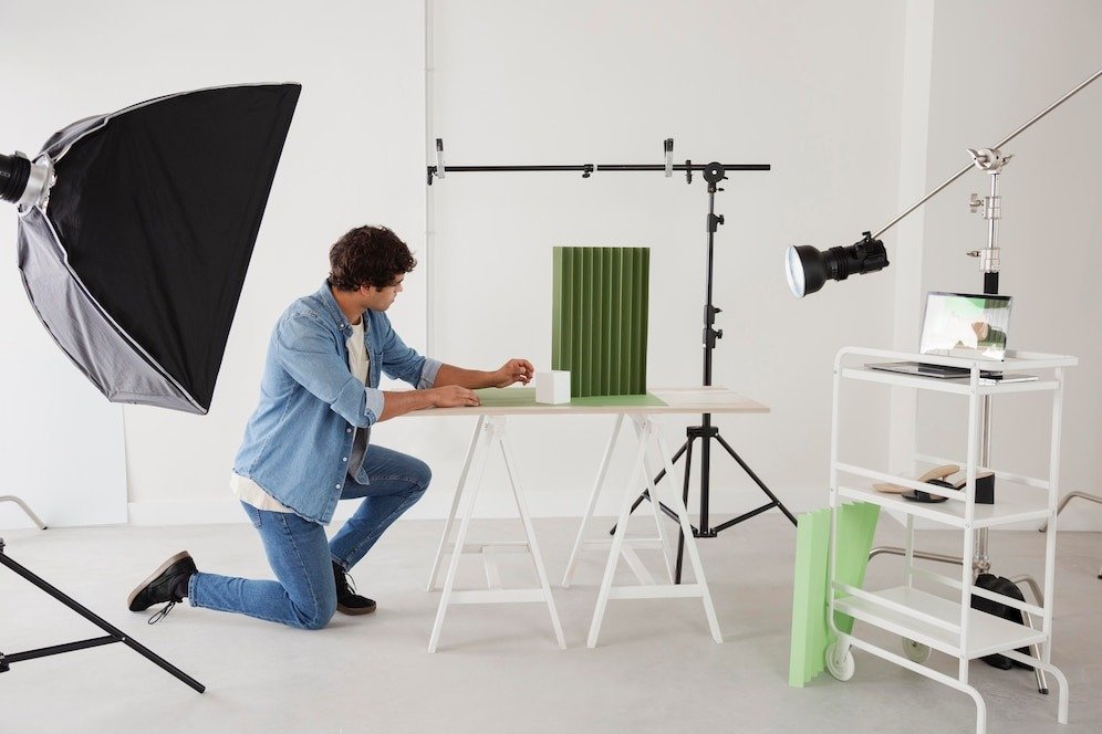 5 Creative Ways to Highlight Your Product in a Video Shoot